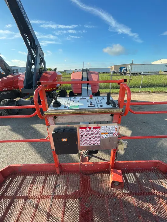 2016 Skyjack SJ40T Boom Lift