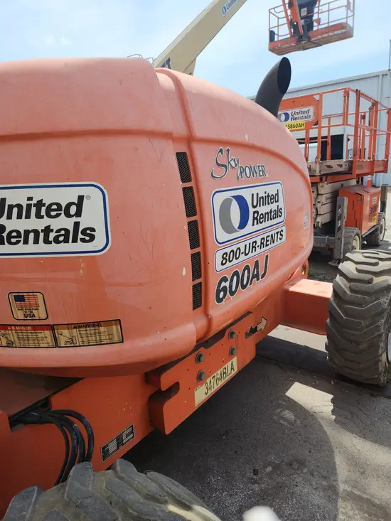 2016 JLG 600AJ Articulating Boom Lift