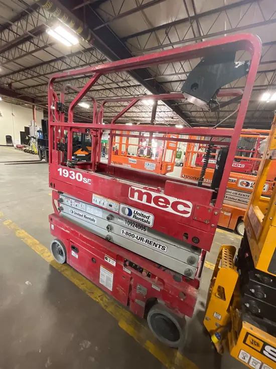 2019 MEC 1930SE Scissor Lift