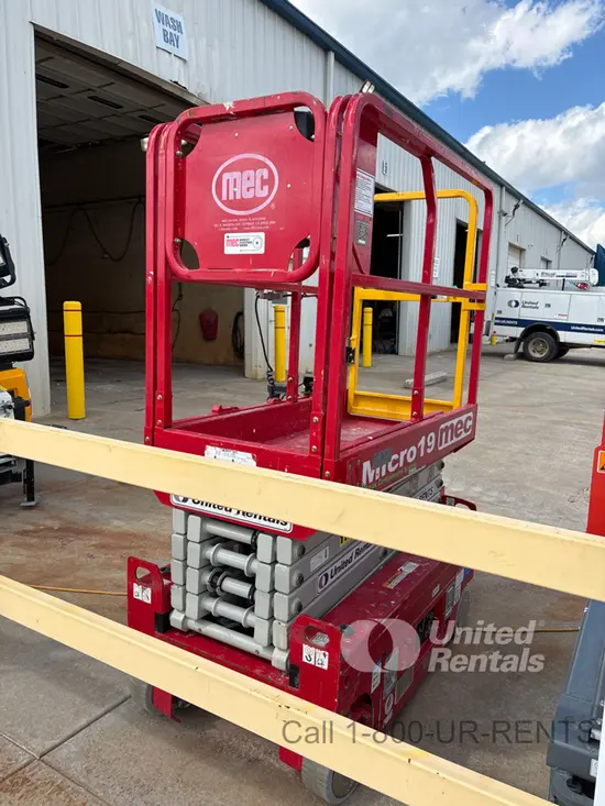 2022 MEC MICRO 19 Scissor Lift