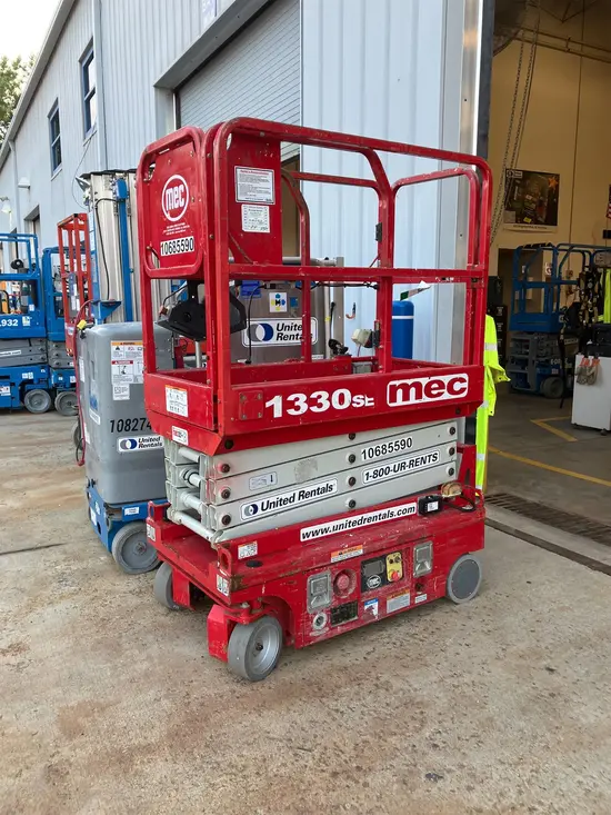 2017 MEC 1330SE Scissor Lift