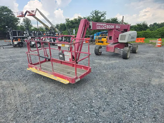 2016 MEC 60JD Articulating Boom Lift