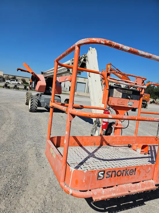 2017 Snorkel 660SJ Boom Lift