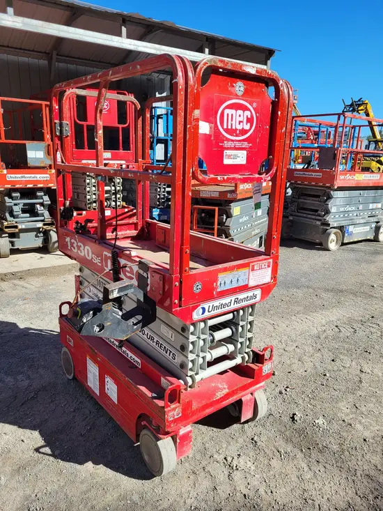 2018 MEC 1330SE Scissor Lift