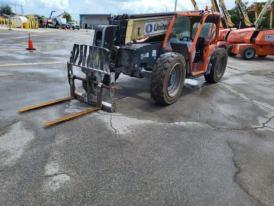 2017 JLG 742 Forklift