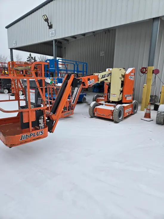 2017 JLG E300AJP Articulating Boom Lift