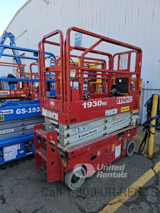 2017 MEC 1930SE Scissor Lift