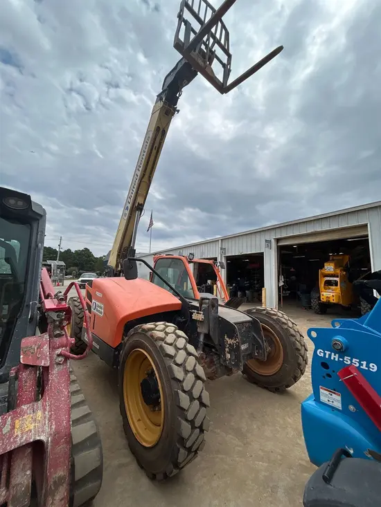 2017 JLG 742 Forklift