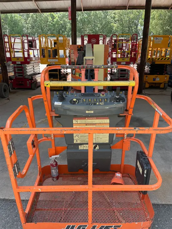 2017 JLG E300AJP Articulating Boom Lift