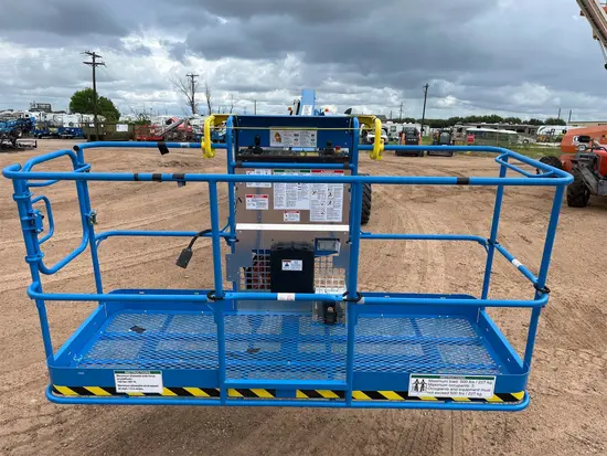 2016 Genie S-80X Boom Lift
