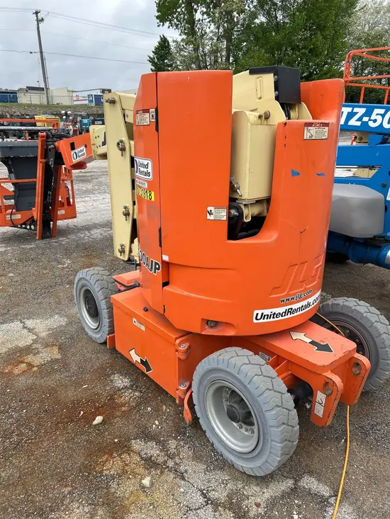 2018 JLG E300AJP Articulating Boom Lift