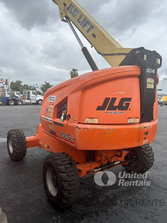 2017 JLG 400S Boom Lift