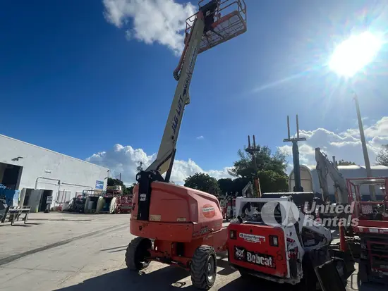 2017 JLG 400S Boom Lift