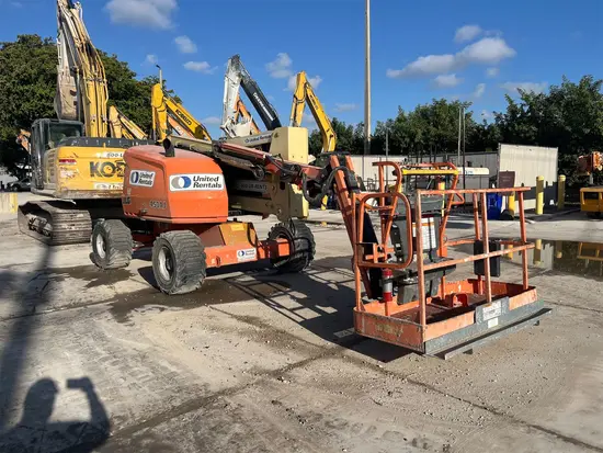 2017 JLG 450AJ Articulating Boom Lift
