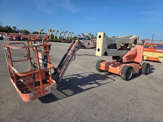 2015 JLG E450AJ Articulating Boom Lift