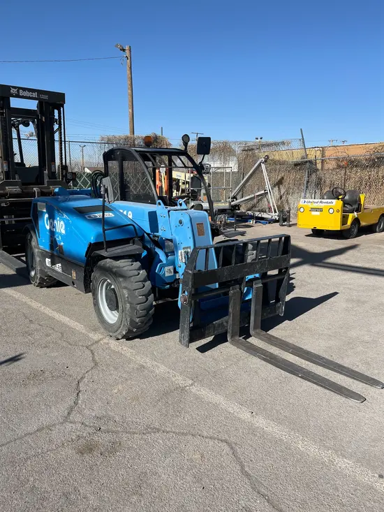 2018 Genie GTH-5519 Forklift