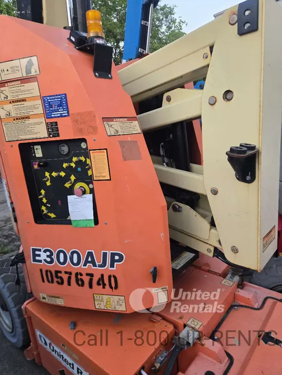 2017 JLG E300AJP Articulating Boom Lift