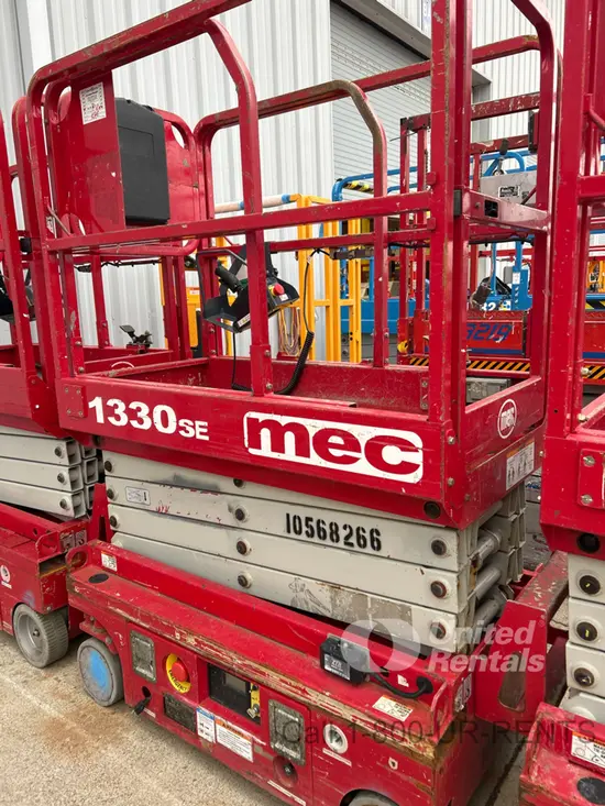 2017 MEC 1330SE Scissor Lift