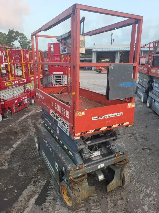 2016 Skyjack SJIII3219 Scissor Lift