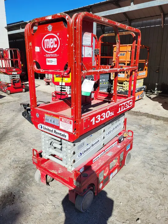 2018 MEC 1330SE Scissor Lift