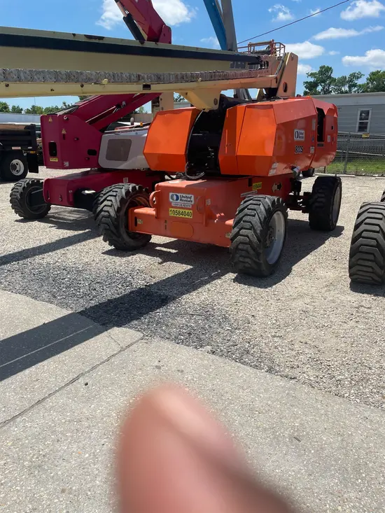 2017 JLG 800S Boom Lift