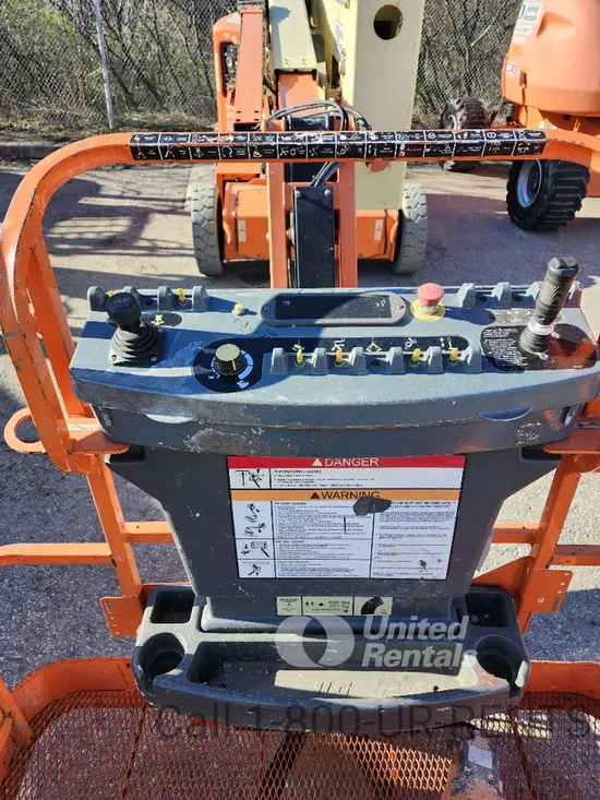2015 JLG E450AJ Articulating Boom Lift