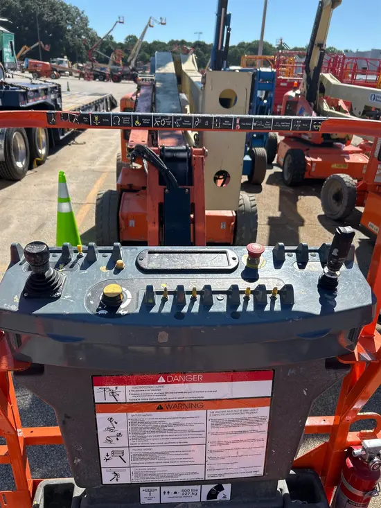 2016 JLG E450AJ Articulating Boom Lift
