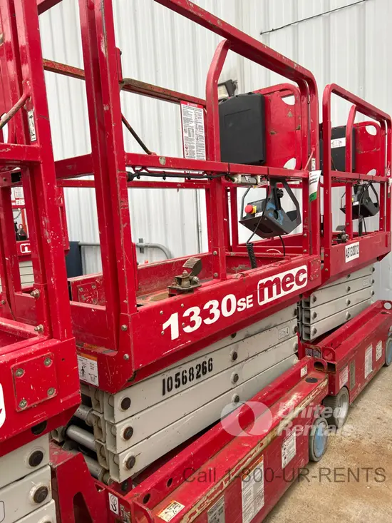 2017 MEC 1330SE Scissor Lift