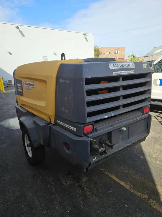 2017 Atlas Copco XAS440JD T4F Air Compressor