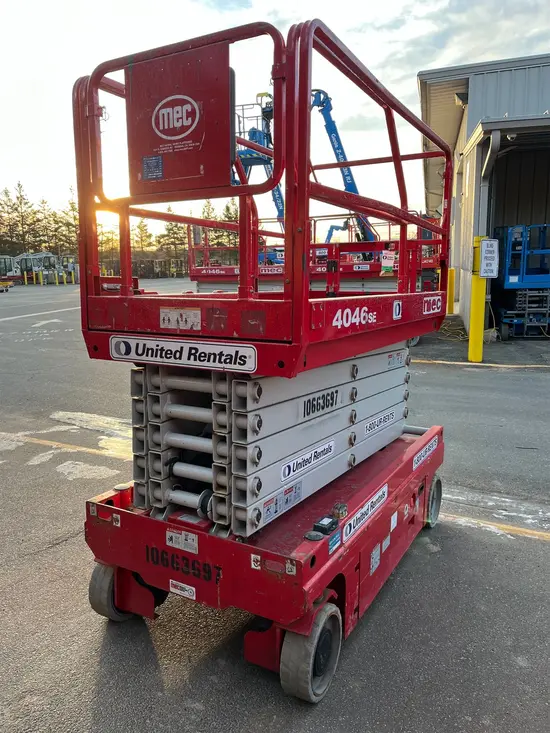 2017 MEC 4046SE Scissor Lift