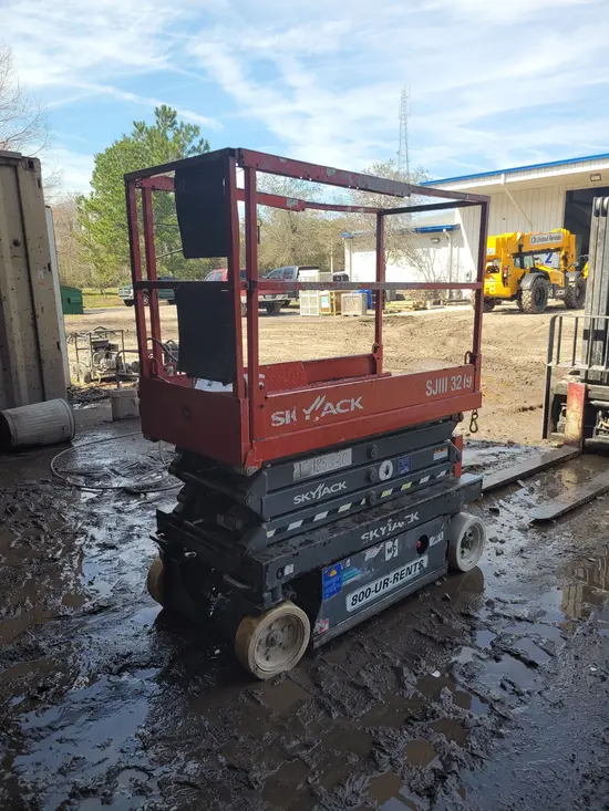 2016 Skyjack SJIII3219 Scissor Lift