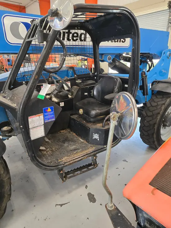 2016 Genie GTH-844 Forklift