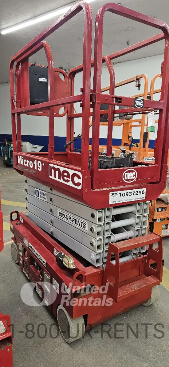 2019 MEC MICRO 19 Scissor Lift