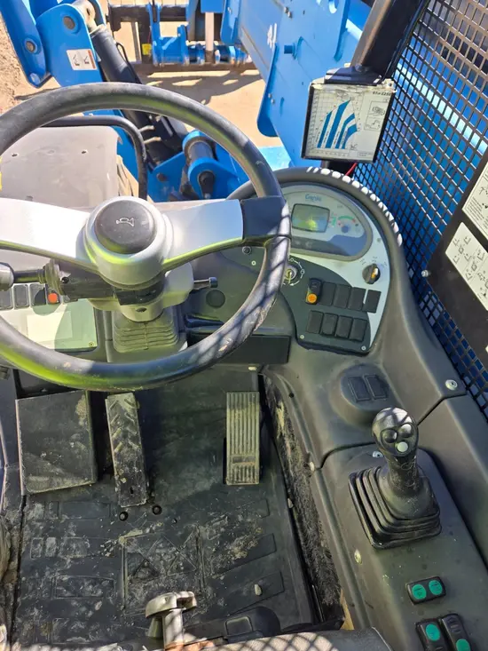 2018 Genie GTH-1256 Forklift