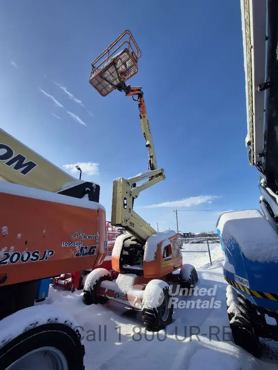 2017 JLG E450AJ Articulating Boom Lift