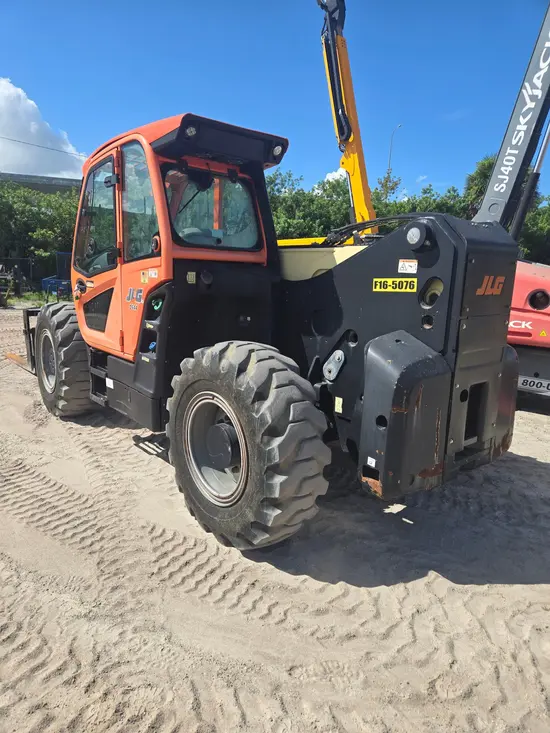 2018 JLG 1644 Forklift