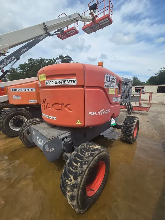 2017 Skyjack SJ46AJ Articulating Boom Lift