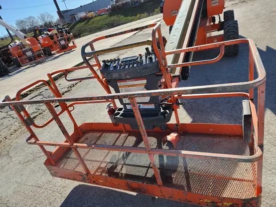 2017 JLG 600S Boom Lift