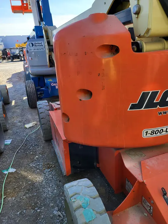 2015 JLG E450AJ Articulating Boom Lift