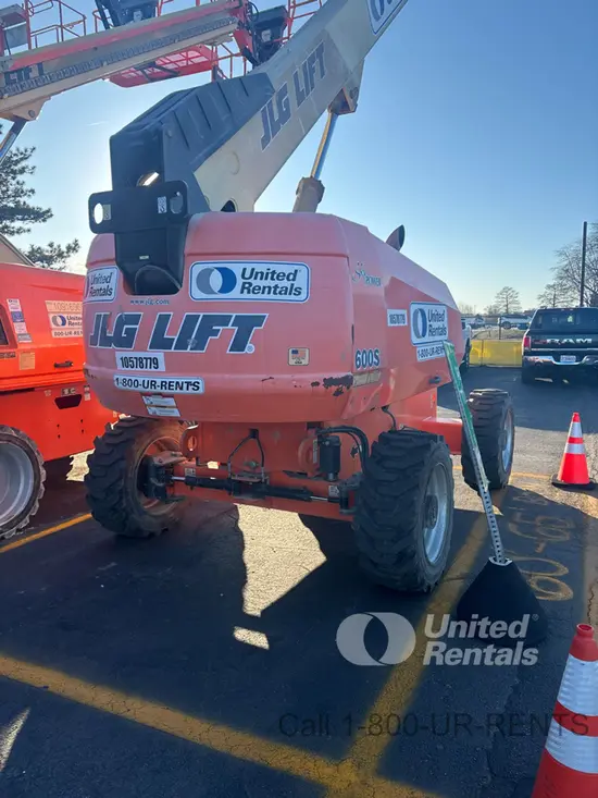 2017 JLG 600S Boom Lift