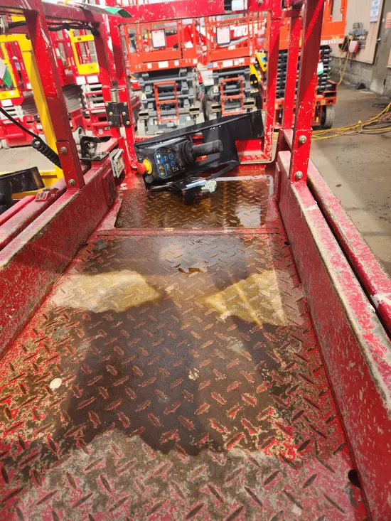 2018 MEC MICRO 19 Scissor Lift