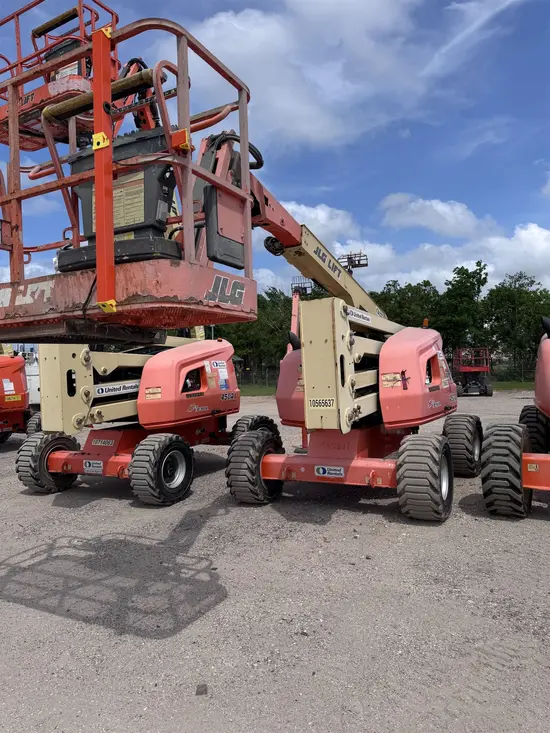 2017 JLG 450AJ Articulating Boom Lift