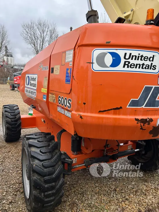 2017 JLG 600S Boom Lift