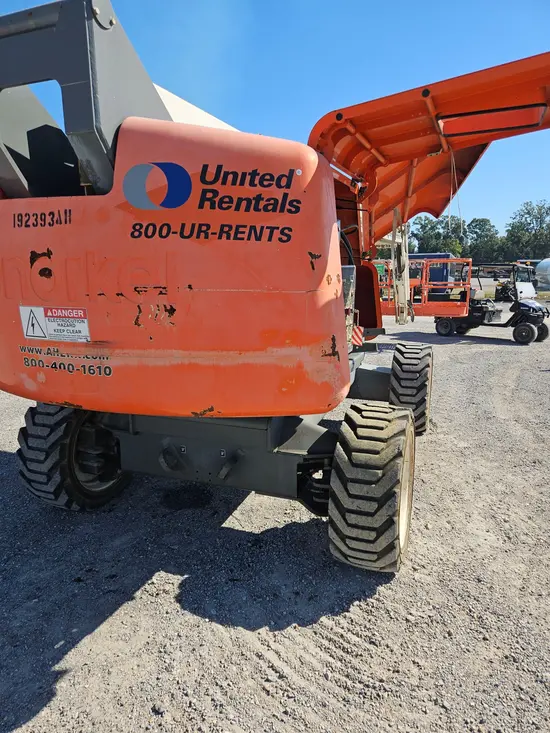 2017 Snorkel 660SJ Boom Lift