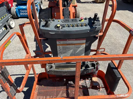 2015 JLG E400AJPN Articulating Boom Lift