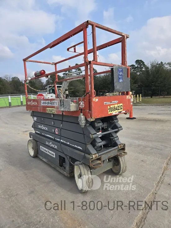 2017 Skyjack SJIII3226 Scissor Lift