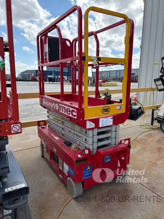 2022 MEC MICRO 19 Scissor Lift