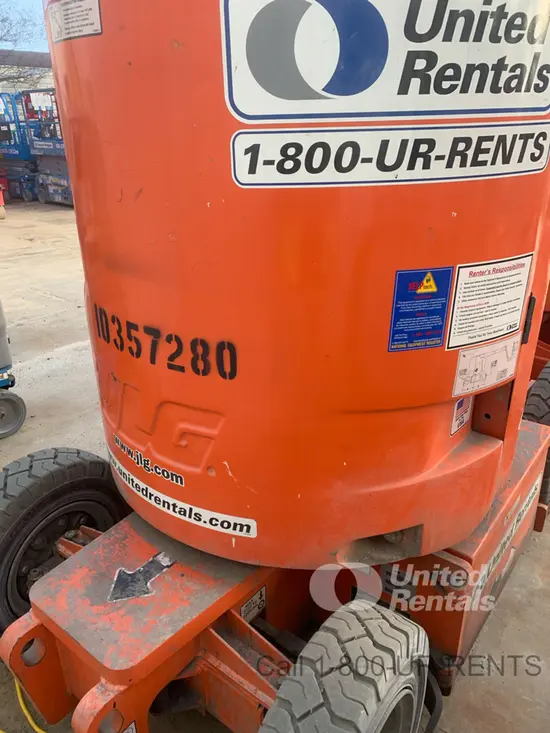 2015 JLG E300AJP Articulating Boom Lift