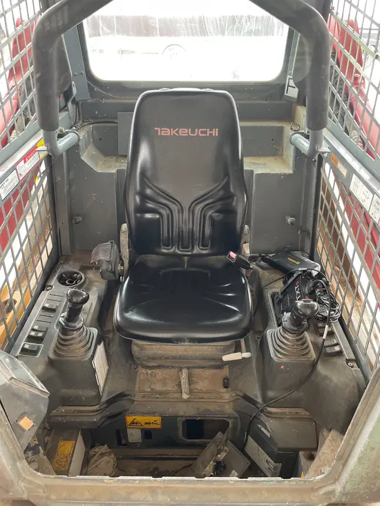 2018 Takeuchi TL10V2-R Track Loader