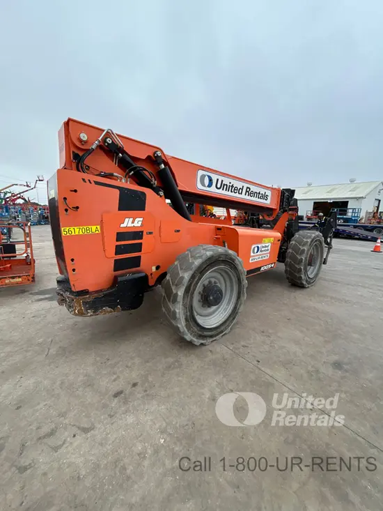 2017 SKYTRAK 10054 Forklift